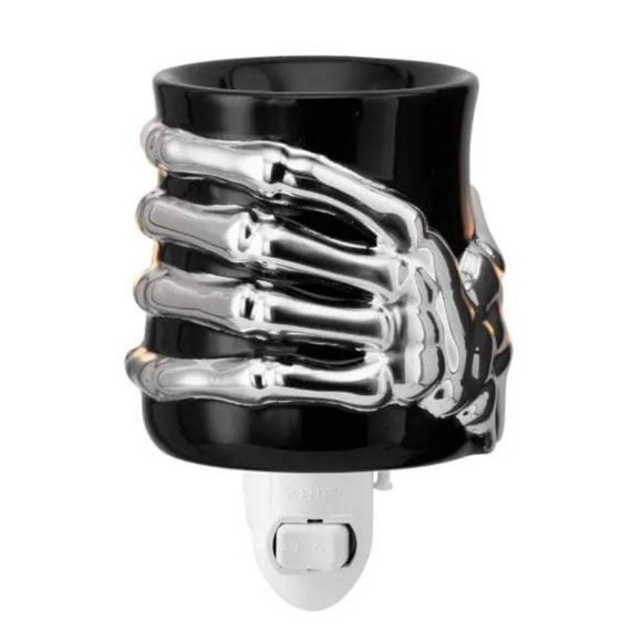 Scentsy Other - 🖤 SCENTSY  Ghoulish Grip Wax Candle Mini Warmer Halloween Spooky Ghost Black